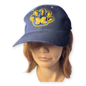 Michigan Wolverines Hat Fitted Zephyr sz 7 1/2 Embroidered Baseball Cap VTG BNWT